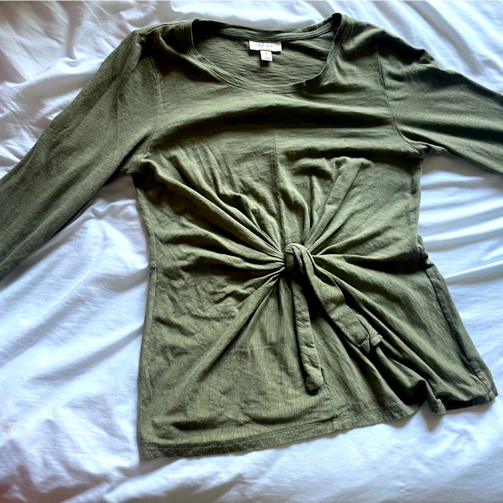 Olive green 3/4 sleeve tee shirt with twist detail